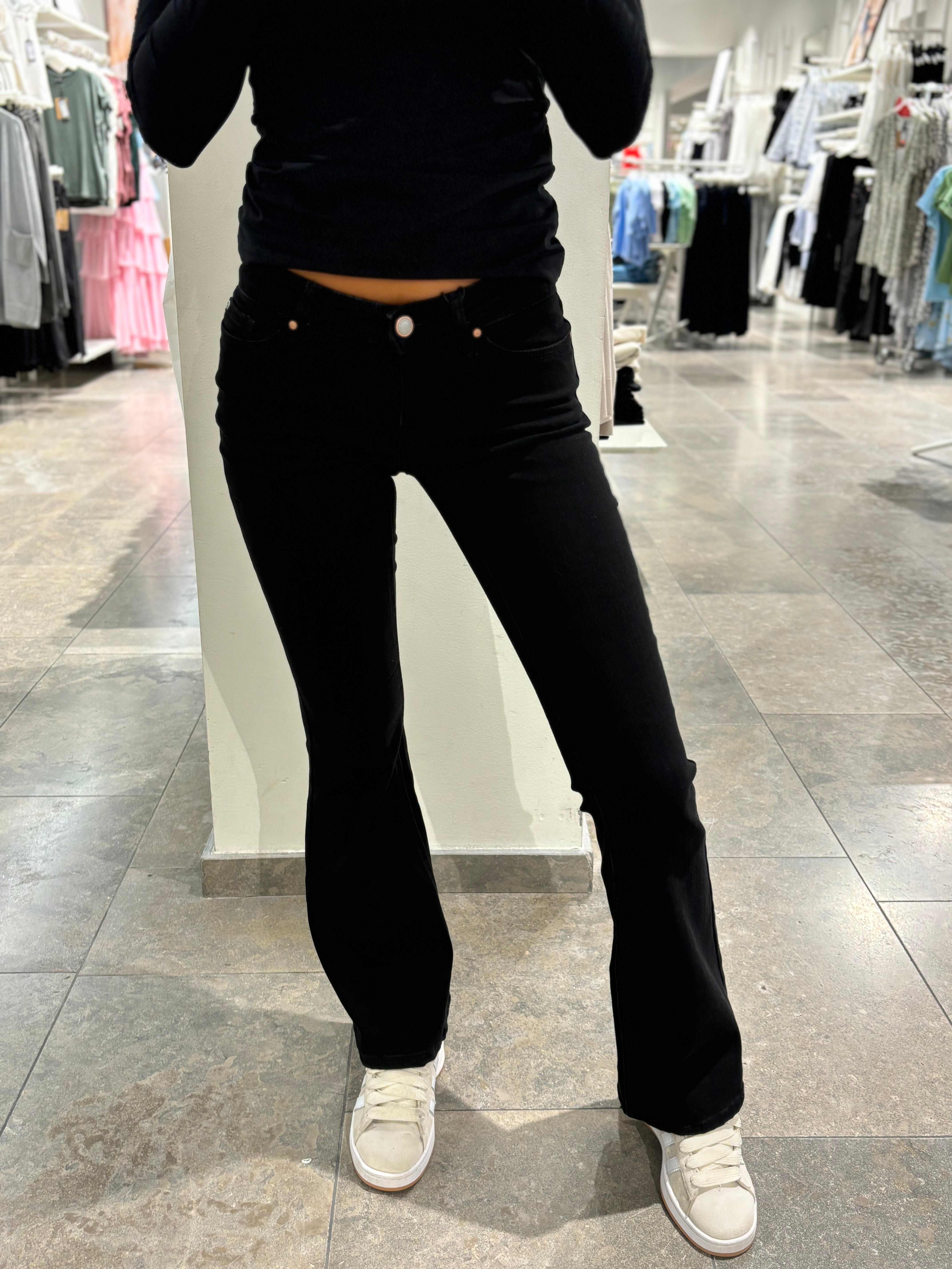 VMSIGI Flared Jeans - Black Denim